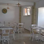 Casa Eden 3* コスティネシュティ