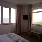 Casa Eden ゲストハウス 3*