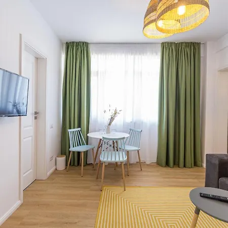 Casa Eden Πανσιόν 3*